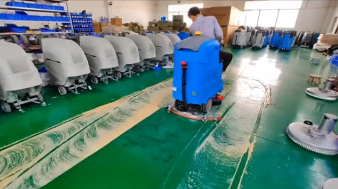 中卫2023年还在用人工的物业保洁不妨试试洗地机吧